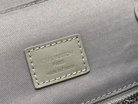 CHRISTOPHER PM LOUIS VUITTON 0530